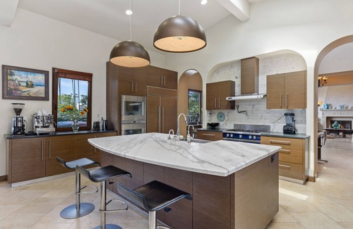 La Jolla Shores House | 1 Block walk to ShoresBeach 4 Bedroom 4bath HotTub Steam&Sauna near restaurants