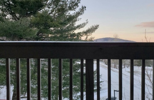 Killington Condo | 1 BR Best Location! Pools/Massage Chair/Hottubs!nSummer '25 long term rental ok!