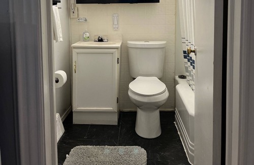Flint Apartment | #1 Central Park Downtown Apartment