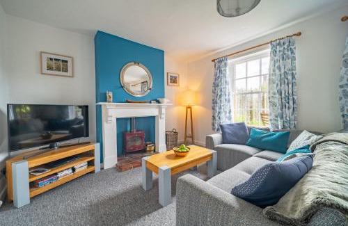Thornham House | 1 Dix Cottages