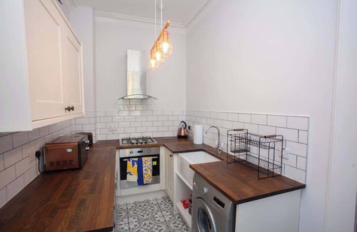 Alexandria Apartment | 1 Bed Cosy Loch Lomond base
