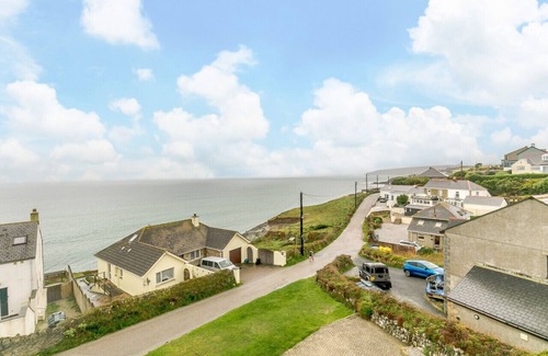 Porthleven House | 1 Highburrow - Three Bedroom House, Sleeps 6