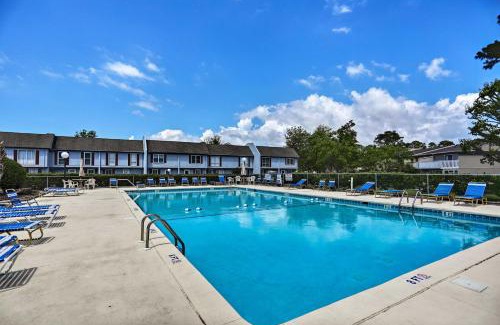 North Myrtle Beach House | 1 Mi to Beach Grand Strand Gem with Patio and Pool!