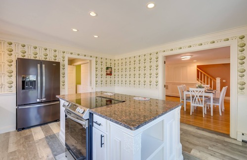 East Sandwich House | 1 Mi to Beach: Spacious Retreat in East Sandwich!
