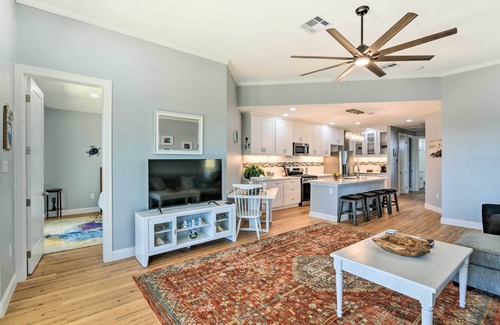 Jamaica Beach House | < 1 Mi to Coast: Jamaica Beach Home w/Pool Access