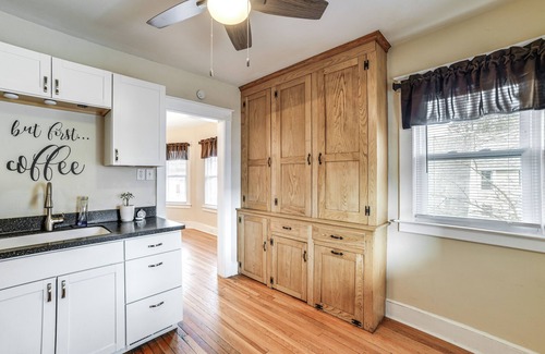 Binghamton Apartment | 1 Mi to Dtwn Binghamton: Apt w/Covered Balcony!