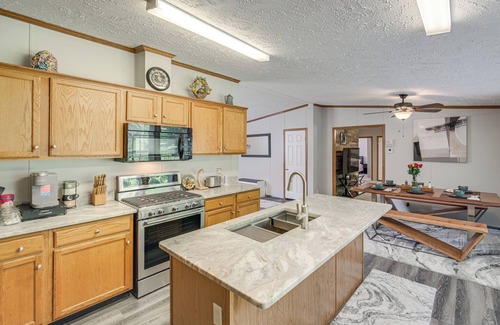 Geneva House | 1 Mi to Geneva SP: Family Home w/Game Room & Yard
