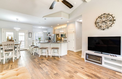 Afton House | < 1 Mi to Golf & Marina: Inviting Home in Afton!