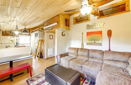 Grand Lake House | 1 Mi to Grand Lake Pet-Friendly Cabin with Grill!