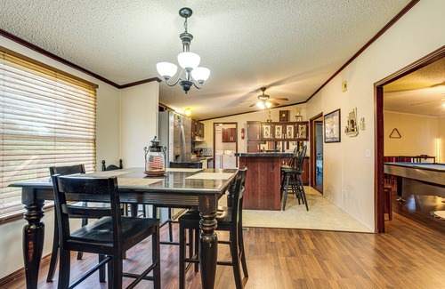 Kingston House | 1 Mi to Lake Texoma: Peaceful Kingston Getaway