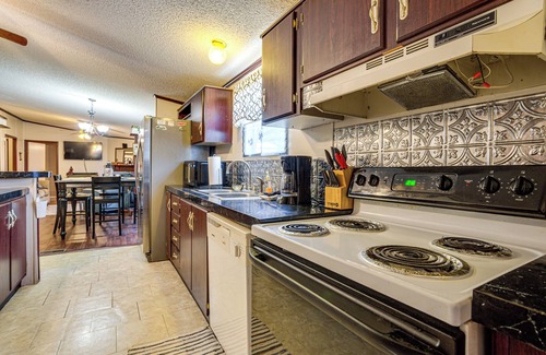 Kingston House | 1 Mi to Lake Texoma: Peaceful Kingston Getaway