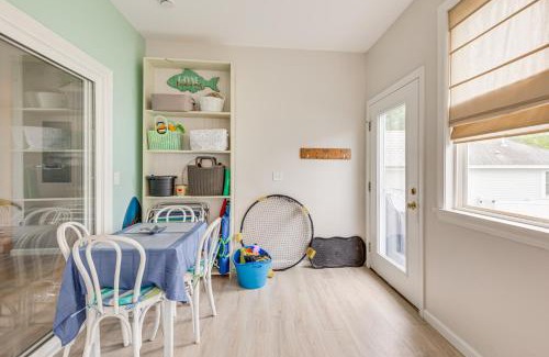 Summer Village Apartment | 1 Mi to Moody Beach Cottage with Pool Access!