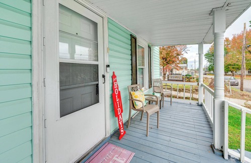 Greenville House | 1 Mi to Stadium: Home w/Porch in Greenville!
