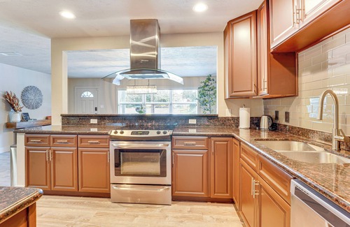 Gainesville House | 1 Mi to UF Campus: Walkable Home in Gainesville!