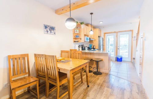 Harvie Heights House | 1 Min to Banff Gate Quiet End Unit Mountain view Banff gate 2B/2B/7ppl