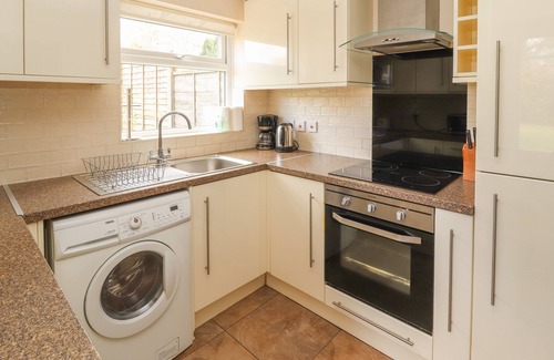 Cheshire West and Chester Cottage | 1 Organsdale Cottages, KELSALL