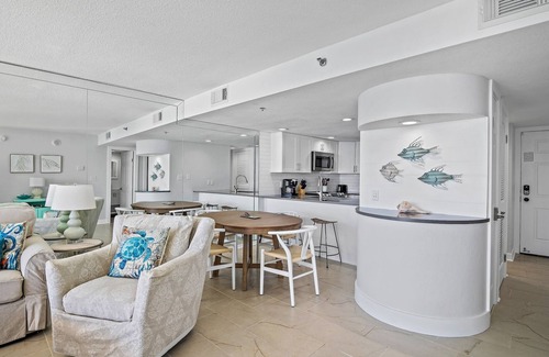 Seagrove Beach Condo | 1 Seagrove Place Beachfront Condo, Beach Access