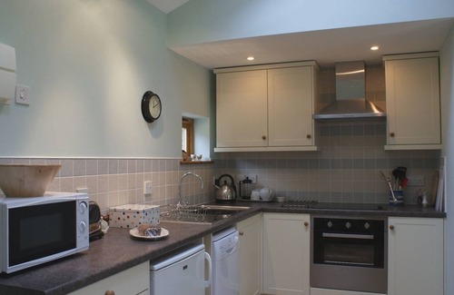 Wilmington Cottage | 1 SHIPPEN COTTAGES, pet friendly, with a garden in Wilmington
