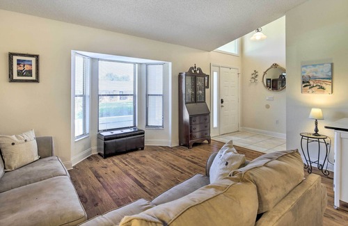 Lakeland Highlands House | 1-Story Home w/ Yard < 7 Mi to Downtown Lakeland