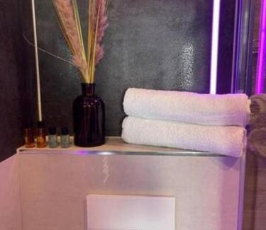 Athlone Apartment | #1 TGHA Luxury Studio Apartment in Athlone