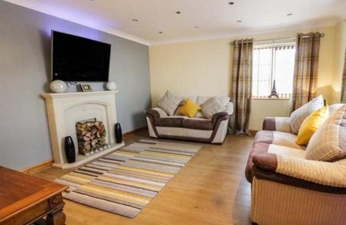 Cemaes Bay House | 1 The Old Smithy