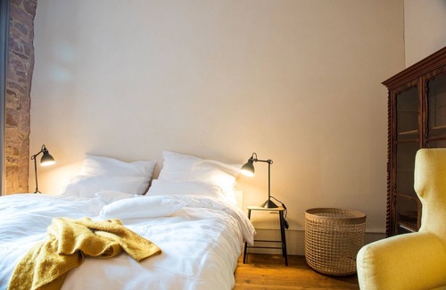 Lahr Apartment | 1-zimmer-apartment mit Kleiner Küche und Großem Bad