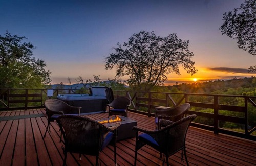 Oakhurst Villa | 10-acre Forest Villa, 20 miles from Yosemite South