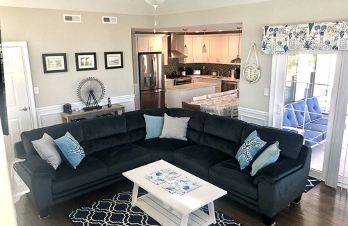 North End House | 10 BR/6 BA, Elevator, Wesley Ave, close to everything heart of OCNJ, sleeps 28