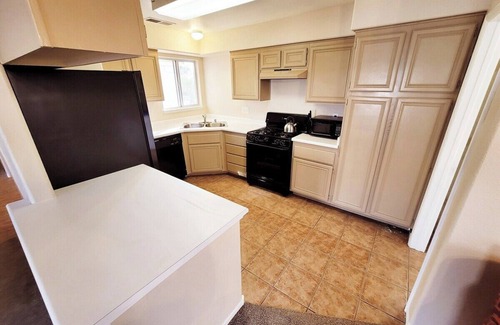 North Las Vegas House | #10 Haven w/Spa: Mins to Aliante/Desert Golf/Dwtwnn