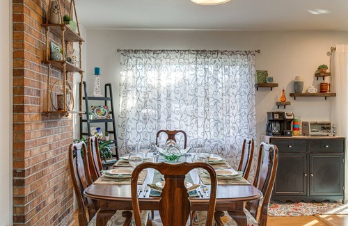 Lakewood House | 10 Mi to Dtwn Denver: Home w/Large Yard & Patio