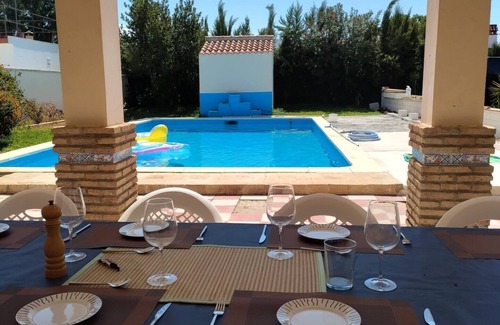 Marchena Cottage | 10-person Country House, Large Swimming Pool Ready for Use. Shops 10 Mins Drive