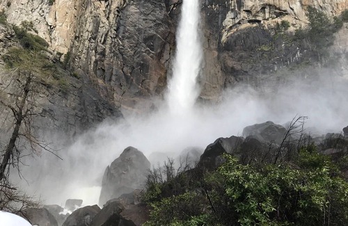 Mariposa House | 10 plus acres-minutes from Mariposa and Yosemite
