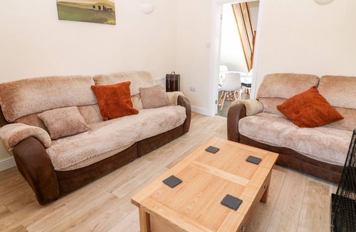 Buxton House | 10 SMALLDALE COTTAGES, pet friendly, with open fire in Buxton