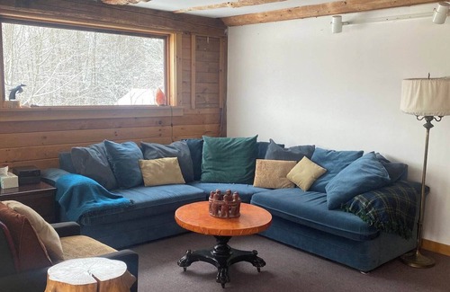 Greensboro Bend Resort | 100+ Acres and Renovated Barn for Retreats, Small Weddings, Large Groups