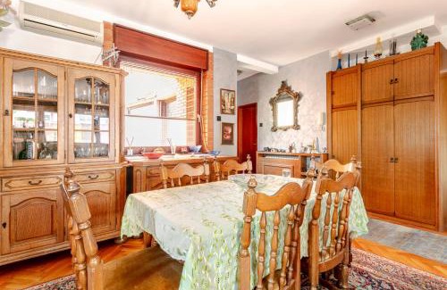 Savski Venac Apartment | 100 m2 Apartment in the Diplomatic Area of Belgrade, Serbia