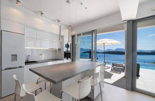Perigiali Resort | 100 m² Resort ∙ 2 bedrooms ∙ 6 guests