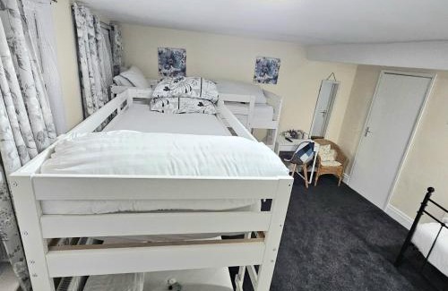 South Shore Bed & Breakfast | 100 Pipers Hotel