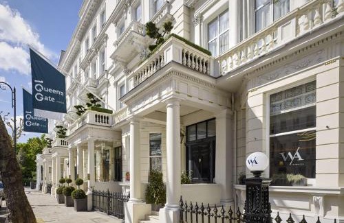 South Kensington Hotel | 100 Queen's Gate Hotel London Kensington, Curio Collection by Hilton