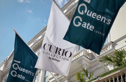 South Kensington Hotel | 100 Queen's Gate Hotel London Kensington, Curio Collection by Hilton
