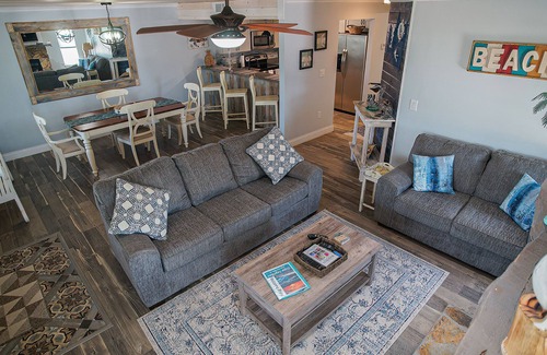 Cape San Blas House | 100 STEPS TO BEACH, PETS OK, RENOVATED, VERY CLEAN, N. CAPE, DISCOUNTED RATES!