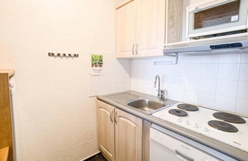 Tignes Apartment | 100m from resort center, 2nd floor, balcony, tv, ski locker, 35m², Tignes