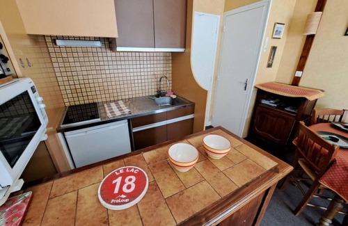 Pra Loup Apartment | 100m from ski slopes, 2nd floor, view ski slopes, balcony, tv, 32m², Pra Loup