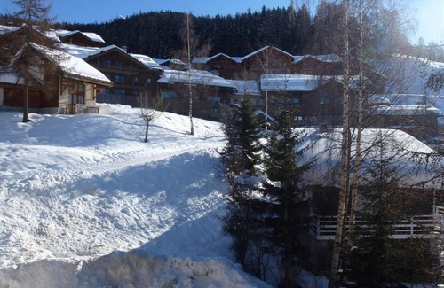 Vallandry Apartment | 100m from ski slopes, 2nd floor, view mountain, balcony, tv, ski locker, 47m², Peisey-Vallandry