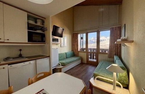 Bellentre Apartment | 100m from ski slopes, 4th floor, balcony, tv, ski locker, 28m², Montchavin La Plagne