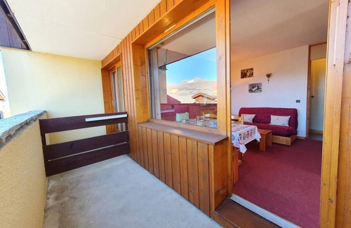 Bellentre Apartment | 100m from ski slopes, floor -1, view mountain, balcony, tv, 36m², Montchavin La Plagne