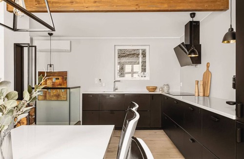 Bergen City Centre Apartment | 100m to Bryggen I Lux Feeling & Private Patio