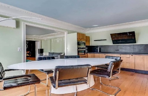 Chaussee-d'Antin Apartment | 100M2 THE LUXURY YOU WILL LOVE- OPERA MADELEINE TOP FLOOR!