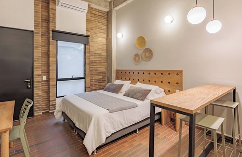 La Candelaria Apartment | 102 Circular Flats, 500mb, AC, 2coworking & cafe