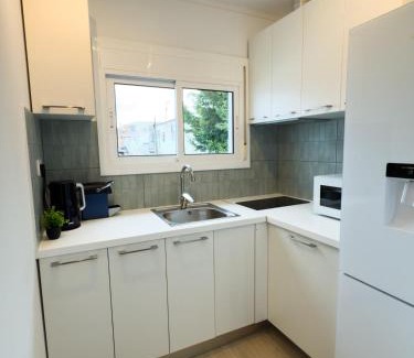 Cambrils Apartment | 103 - Beachside Renovated 1BR apt w private garden