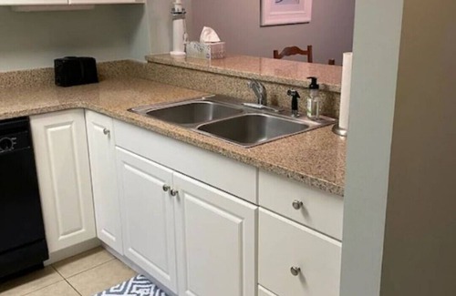 Shipyard Plantation House | 103 The Greens*5 Star Value*Closest To Beach*WiFi*Keyless entry